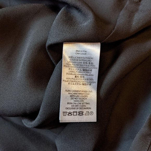 (SOLD) A/X - Surplice Tiered Dress - Petite 0 - Picture 8 of 8